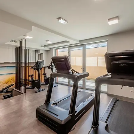 Ricar Klifowa * Реваль