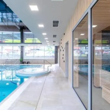 Ricar Klifowa * Реваль