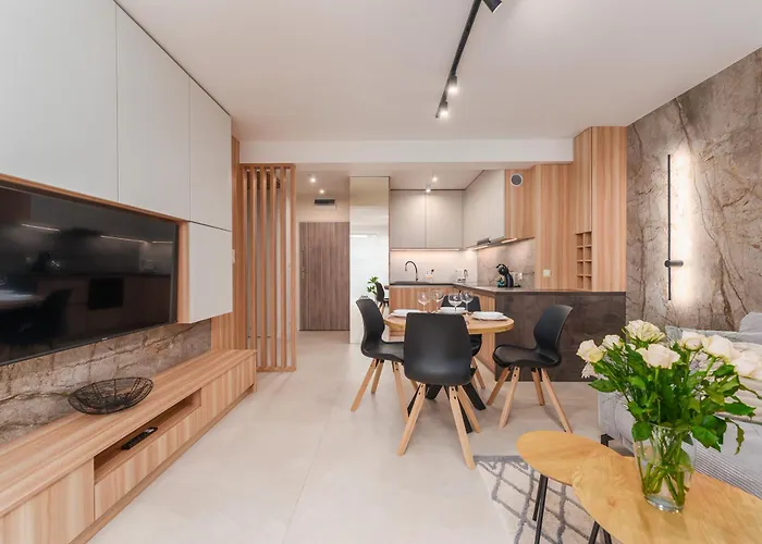 Ricar Klifowa * Rewal